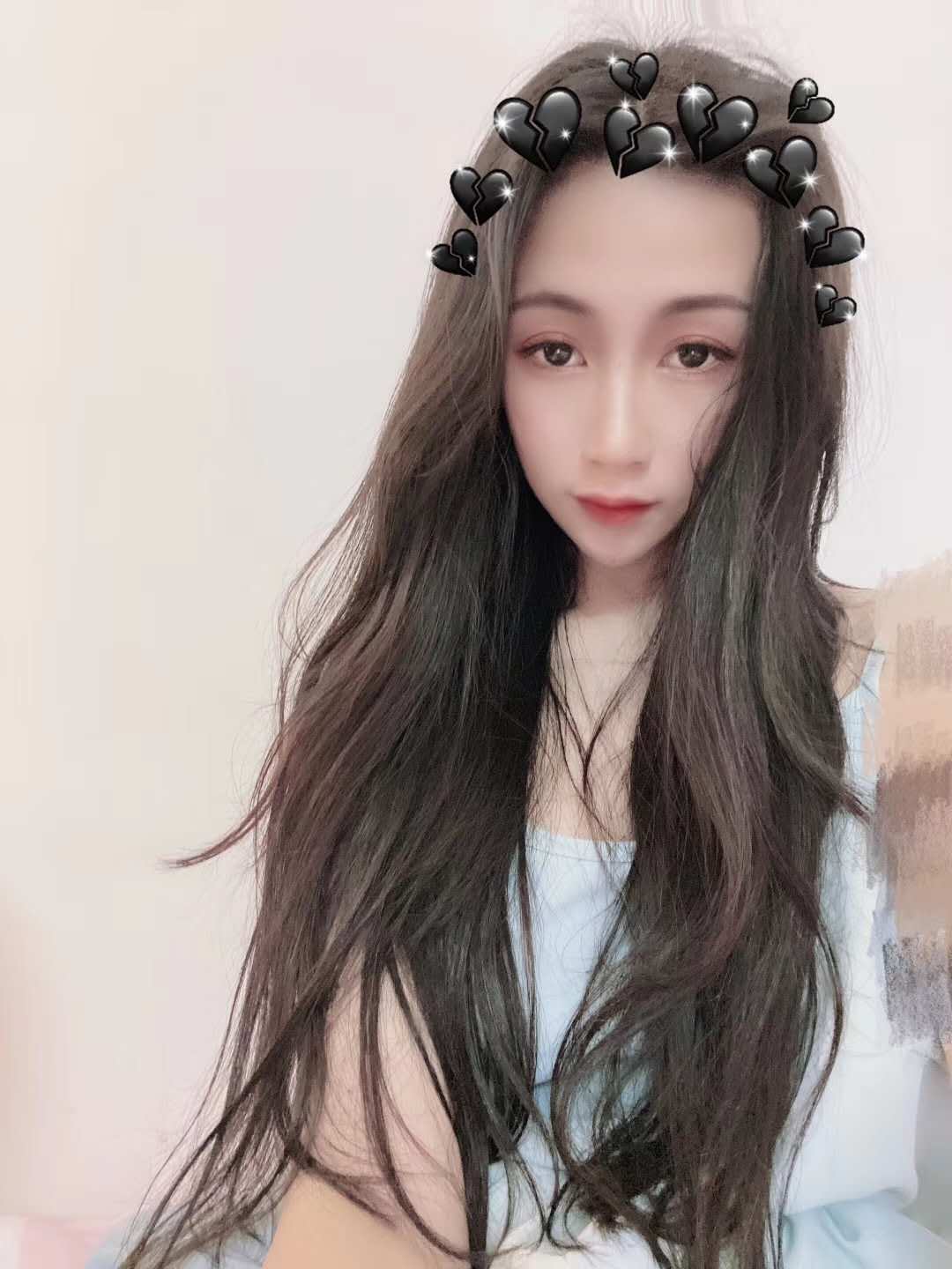 19岁 身高166 体重90今年 胸围34c 上下全粉胸部挺